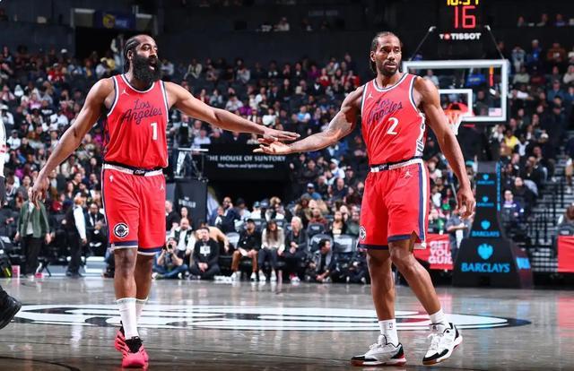 世界杯官方直播客户端下载最新版-快船欲填补鲍威尔空缺盯上3将 祖巴茨去绿军换西蒙斯？